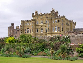 Picture of Culzean Castle from the fountain court