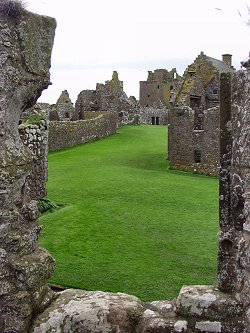 Picture of Dunnottar Castle's buildings