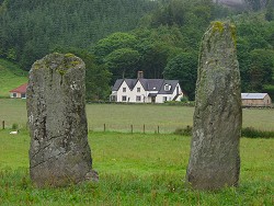 Picture of Dunchraigaig House behind the stone circle